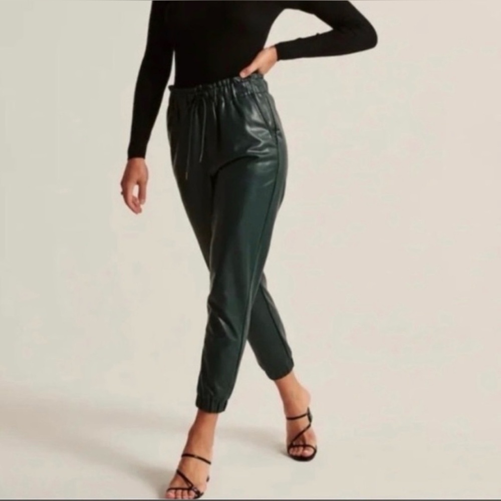 Abercrombie Faux Leather Sweatpants Joggers XS Green